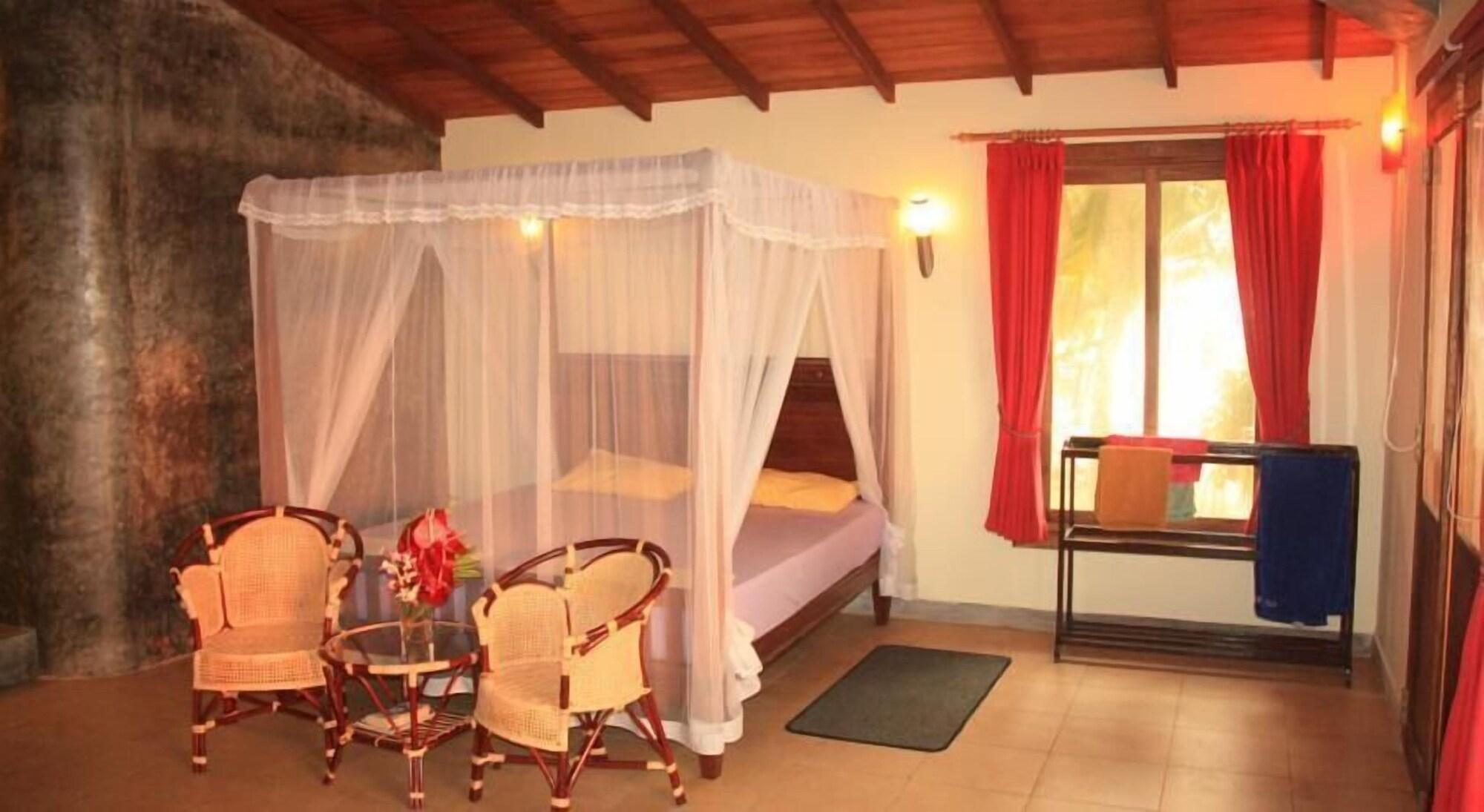 Time N Tide Beach Resort Hikkaduwa Eksteriør billede
