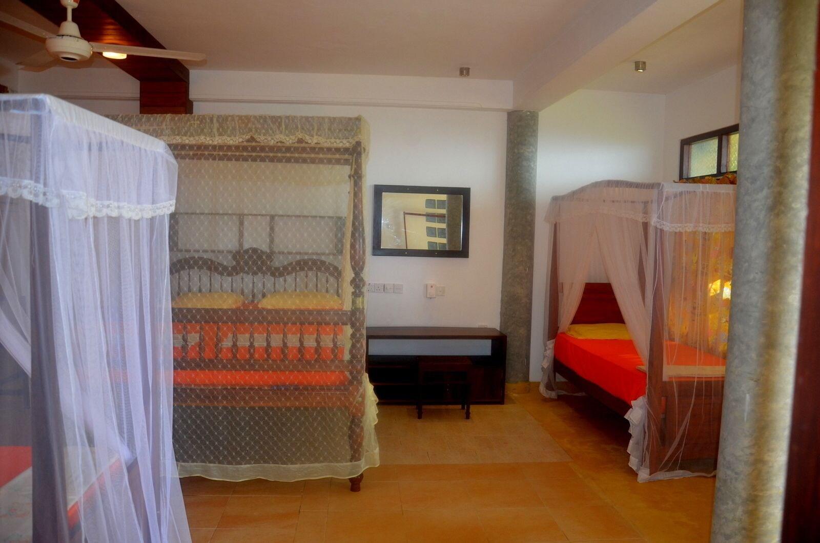Time N Tide Beach Resort Hikkaduwa Eksteriør billede