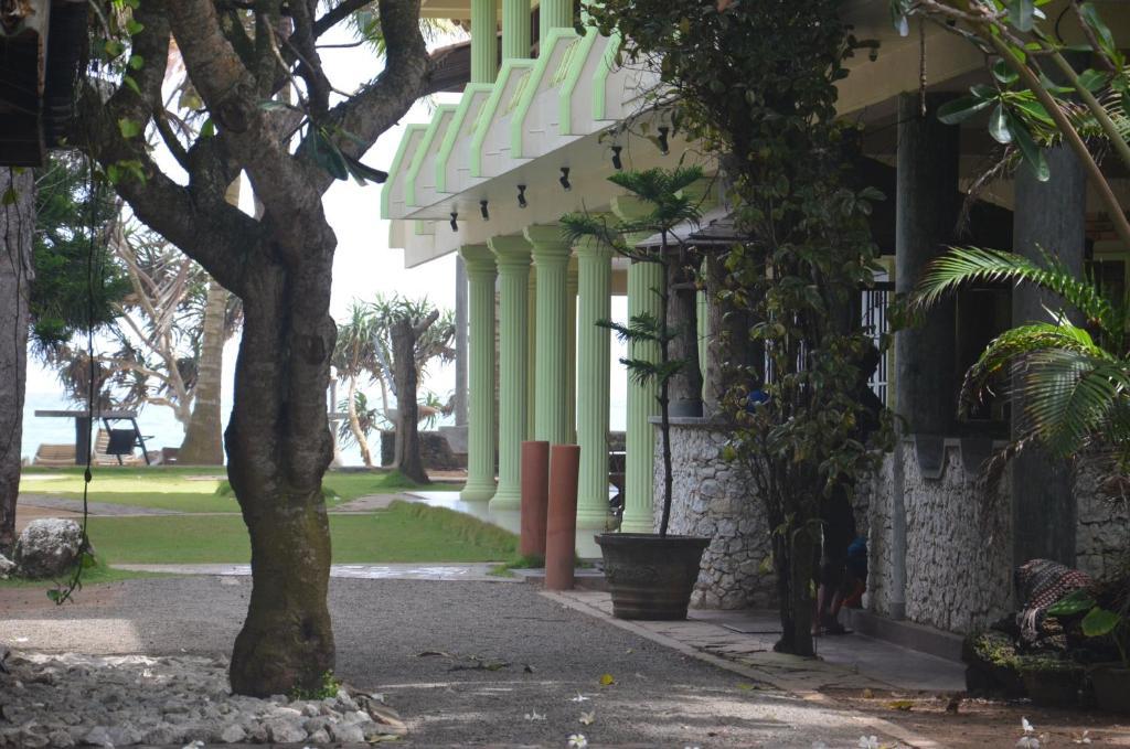 Time N Tide Beach Resort Hikkaduwa Eksteriør billede