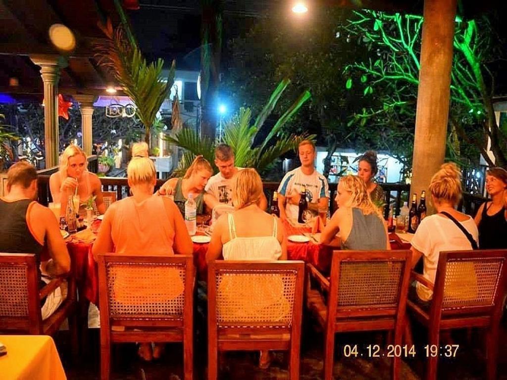 Time N Tide Beach Resort Hikkaduwa Eksteriør billede