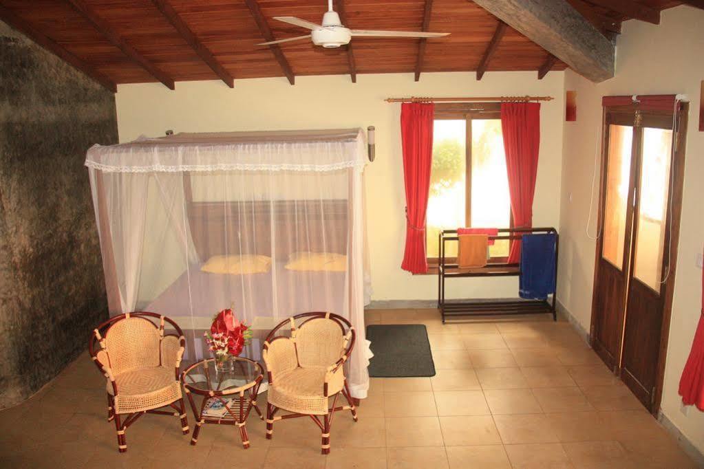 Time N Tide Beach Resort Hikkaduwa Eksteriør billede